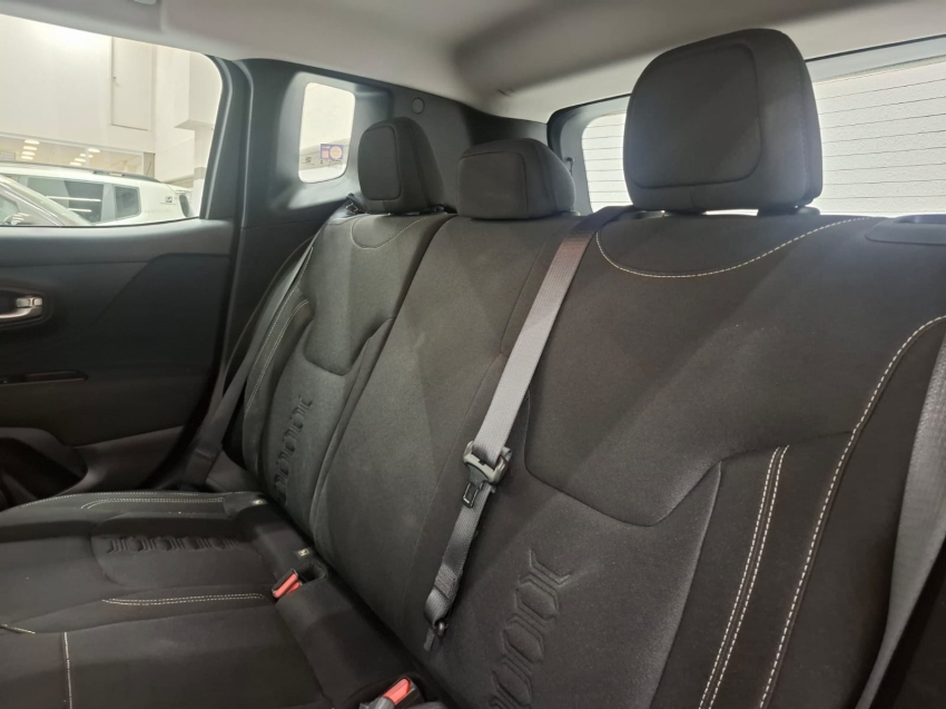 jeep renegade 1.3 t270 turbo flex at6 4p automatico 2024 jeep renegade 1.3 t270 turbo flex at6 4p automatico 2024