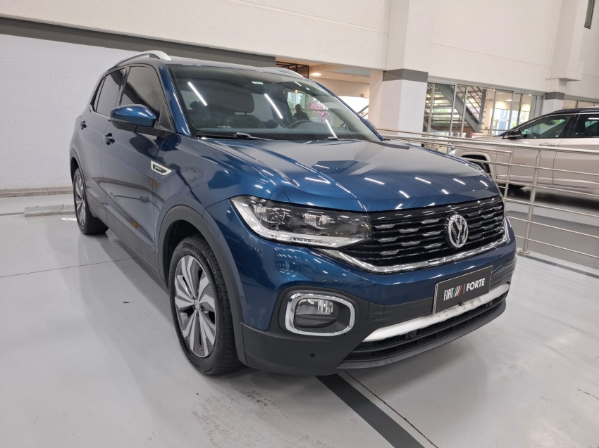 volkswagen t-cross 1.4 250 tsi total flex highline automatico 4p 2020 volkswagen t-cross 1.4 250 tsi total flex highline automatico 4p 2020