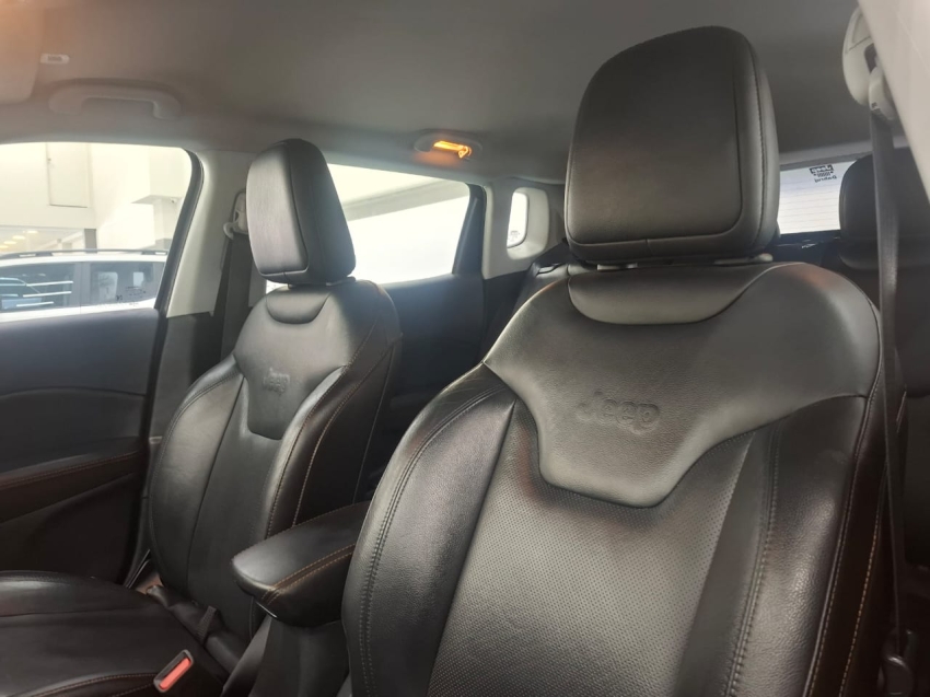 jeep compass 2.0 16v flex limited automatico 4p 2018 jeep compass 2.0 16v flex limited automatico 4p 2018