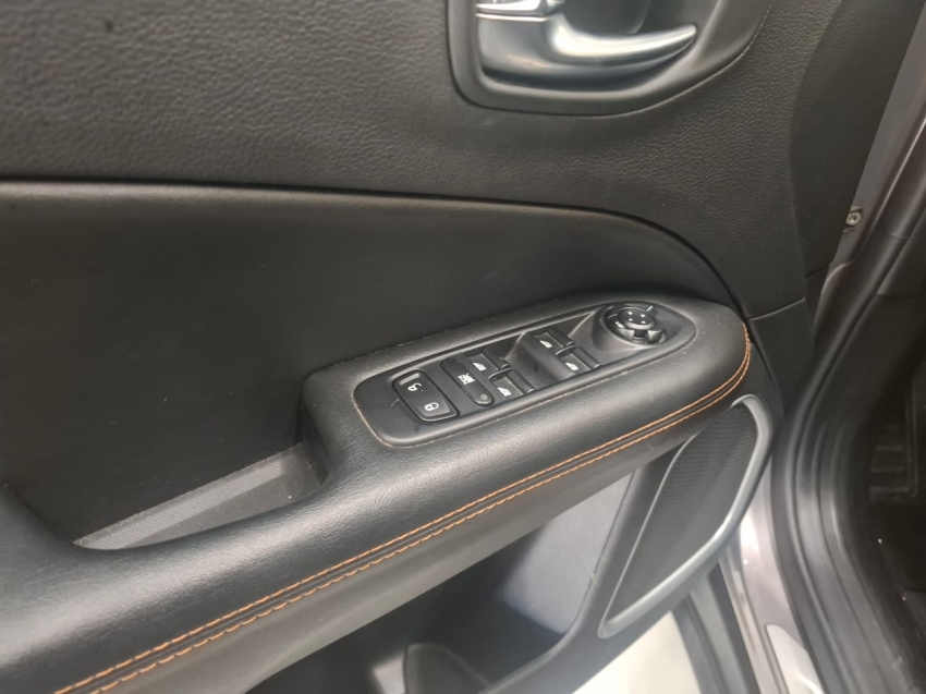 jeep compass 2.0 16v flex limited automatico 4p 2018 jeep compass 2.0 16v flex limited automatico 4p 2018