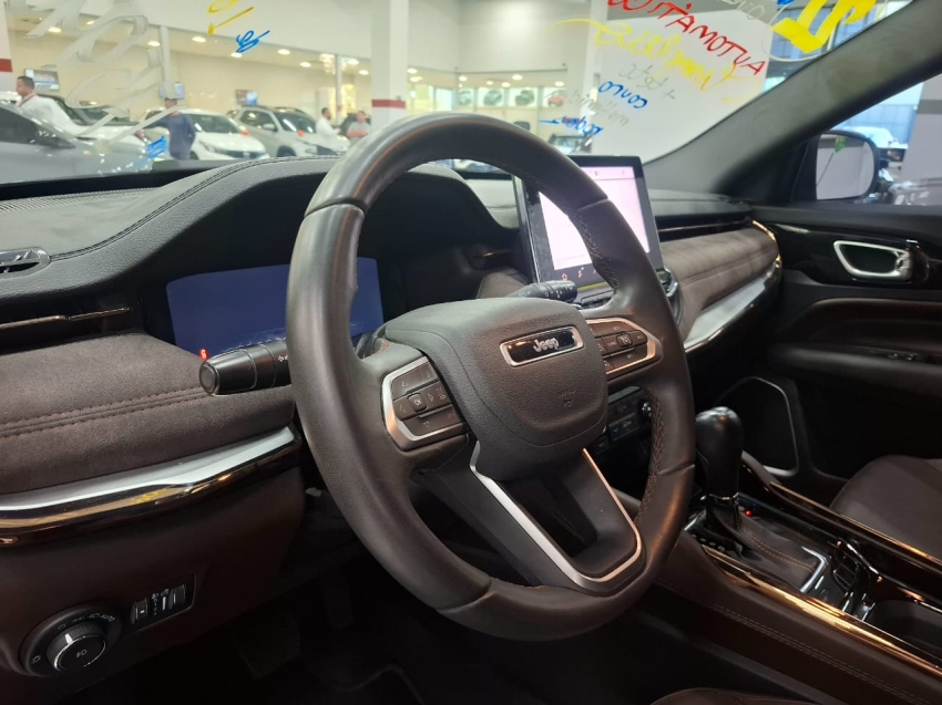 jeep commander 1.3 t270 turbo flex overland at6 4p automatico 2022 jeep commander 1.3 t270 turbo flex overland at6 4p automatico 2022
