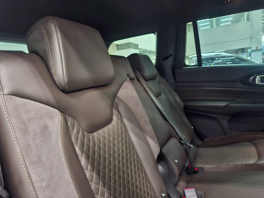 jeep commander 1.3 t270 turbo flex overland at6 4p automatico 2022 jeep commander 1.3 t270 turbo flex overland at6 4p automatico 2022