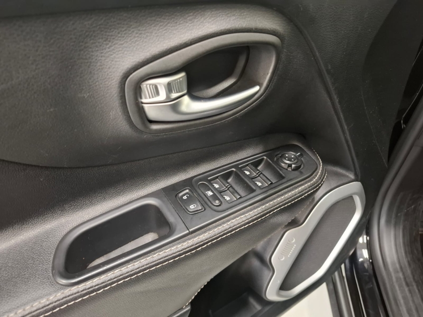 jeep renegade 1.8 16v flex 4p automatico 2019 jeep renegade 1.8 16v flex 4p automatico 2019