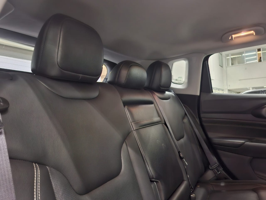 jeep compass 1.3 t270 turbo flex longitude at6 4p automatico 2023 jeep compass 1.3 t270 turbo flex longitude at6 4p automatico 2023