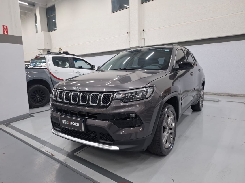 jeep compass 1.3 t270 turbo flex longitude at6 4p automatico 2023 jeep compass 1.3 t270 turbo flex longitude at6 4p automatico 2023