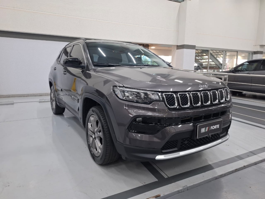 jeep compass 1.3 t270 turbo flex longitude at6 4p automatico 2023 jeep compass 1.3 t270 turbo flex longitude at6 4p automatico 2023