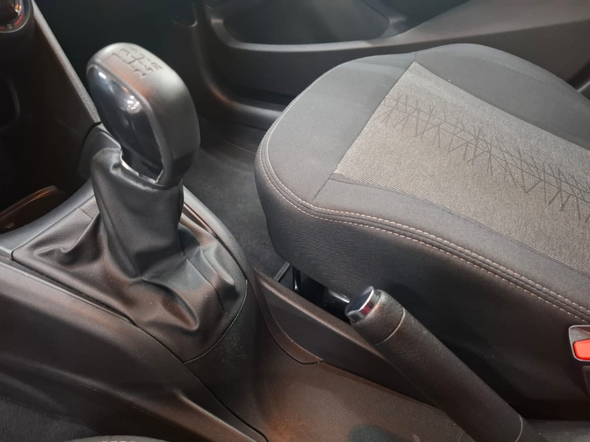 peugeot 208 1.2 active 12v flex 4p manual 2018 peugeot 208 1.2 active 12v flex 4p manual 2018
