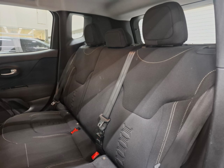 jeep renegade 1.3 t270 turbo flex sport at6 4p automatico 2023 jeep renegade 1.3 t270 turbo flex sport at6 4p automatico 2023