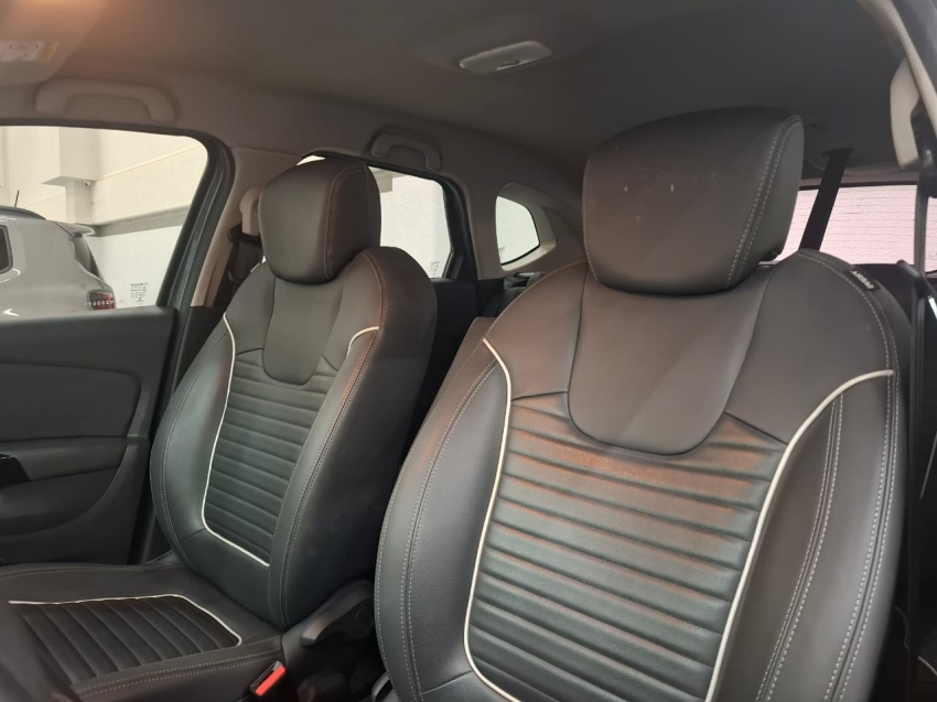 renault captur 2.0 16v hi-flex intense automatico flex 4p 2019 renault captur 2.0 16v hi-flex intense automatico flex 4p 2019