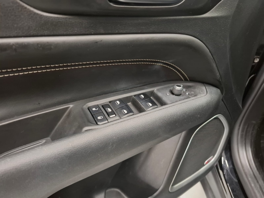 jeep compass 1.3 t270 turbo flex longitude at6 4p automatico 2023 jeep compass 1.3 t270 turbo flex longitude at6 4p automatico 2023