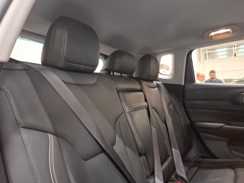 jeep compass 1.3 t270 turbo flex longitude at6 4p automatico 2023 jeep compass 1.3 t270 turbo flex longitude at6 4p automatico 2023