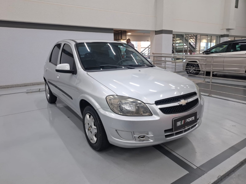 chevrolet celta 1.0 mpfi lt 8v flex 4p manual 2013 chevrolet celta 1.0 mpfi lt 8v flex 4p manual 2013
