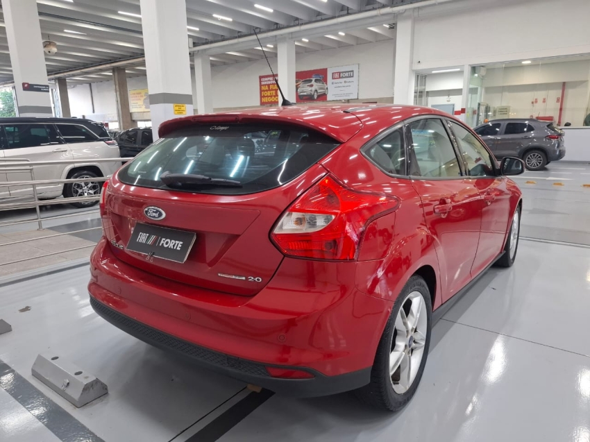 ford focus 2.0 se hatch 16v flex 4p auto automatico 2014