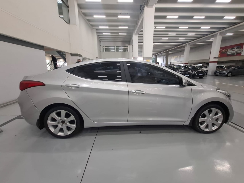 hyundai elantra 1.8 gls 16v gasolina 4p automatico 2013 hyundai elantra 1.8 gls 16v gasolina 4p automatico 2013
