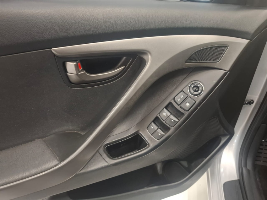 hyundai elantra 1.8 gls 16v gasolina 4p automatico 2013 hyundai elantra 1.8 gls 16v gasolina 4p automatico 2013
