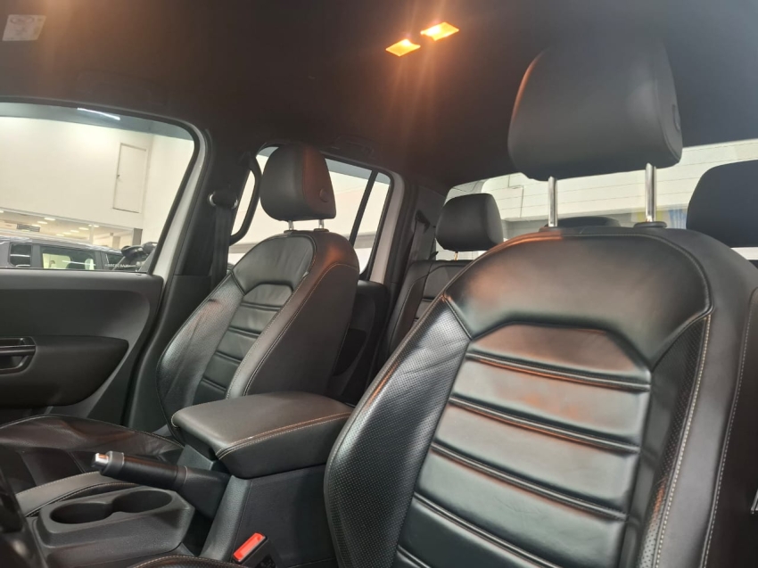 volkswagen amarok 3.0 v6 tdi diesel highline extreme cd 4motion automatico 4p 2022 volkswagen amarok 3.0 v6 tdi diesel highline extreme cd 4motion automatico 4p 2022