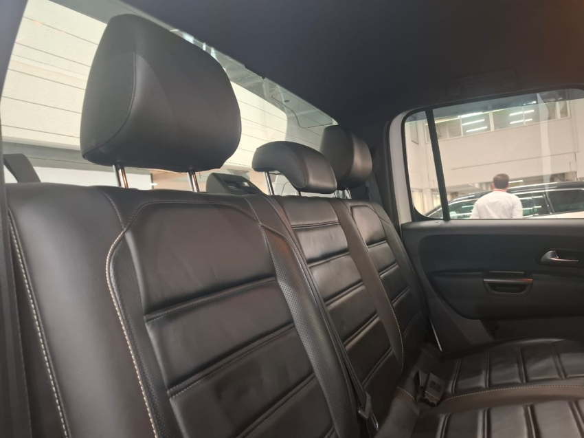 volkswagen amarok 3.0 v6 tdi diesel highline extreme cd 4motion automatico 4p 2022 volkswagen amarok 3.0 v6 tdi diesel highline extreme cd 4motion automatico 4p 2022