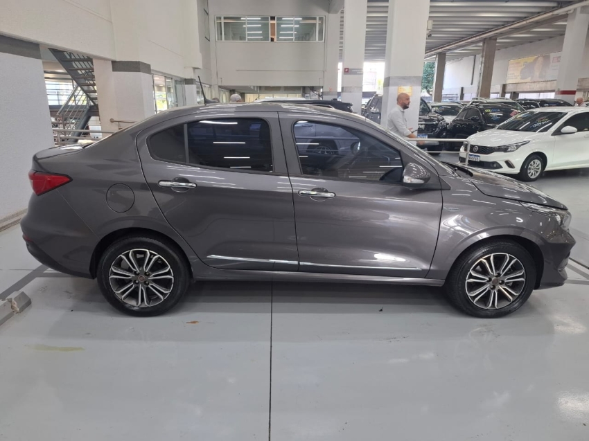 fiat cronos 1.8 e.torq flex precision at6 4p automatico 2020 fiat cronos 1.8 e.torq flex precision at6 4p automatico 2020