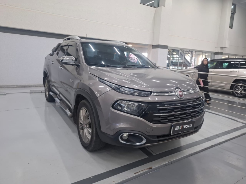 fiat toro 2.0 16v turbo diesel ranch 4wd at9 4p automatico 2019 fiat toro 2.0 16v turbo diesel ranch 4wd at9 4p automatico 2019