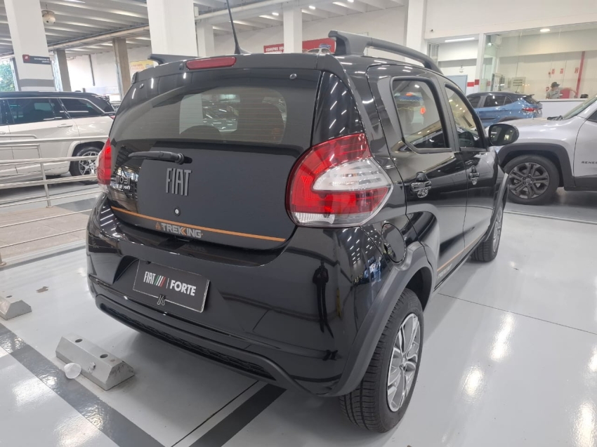 fiat mobi 1.0 evo flex trekking manual 4p 2024 fiat mobi 1.0 evo flex trekking manual 4p 2024