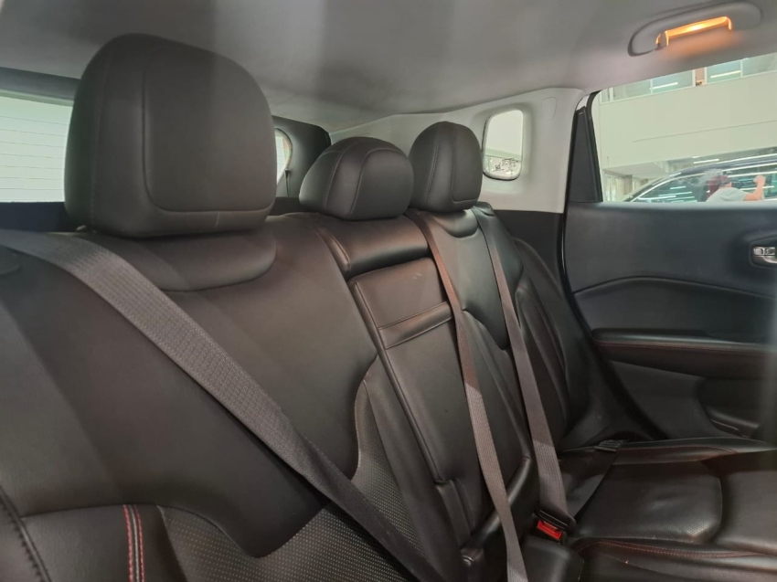 jeep compass 2.0 16v diesel longitude 4x4 automatico 4p 2017