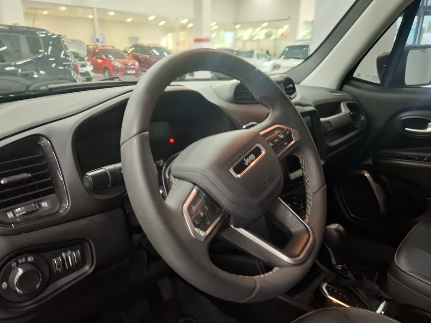 jeep renegade 1.3 t270 turbo flex longitude at6 4p automatico 2023 jeep renegade 1.3 t270 turbo flex longitude at6 4p automatico 2023
