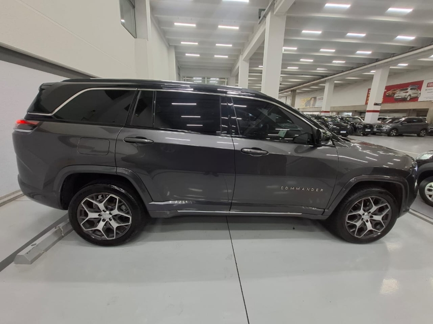 jeep commander 2.0 td380 turbo diesel overland at9 4p automatico 2023 jeep commander 2.0 td380 turbo diesel overland at9 4p automatico 2023