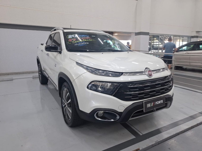 fiat toro 2.0 16v turbo diesel volcano 4wd at9 4p automatico 2020 fiat toro 2.0 16v turbo diesel volcano 4wd at9 4p automatico 2020