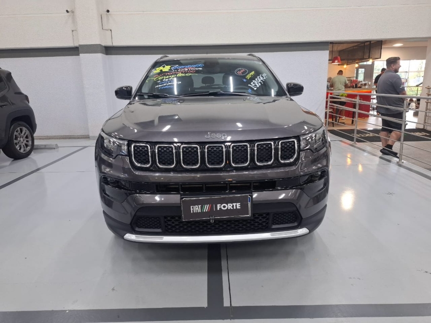 jeep compass 1.3 t270 turbo flex longitude at6 4p automatico 2024 jeep compass 1.3 t270 turbo flex longitude at6 4p automatico 2024