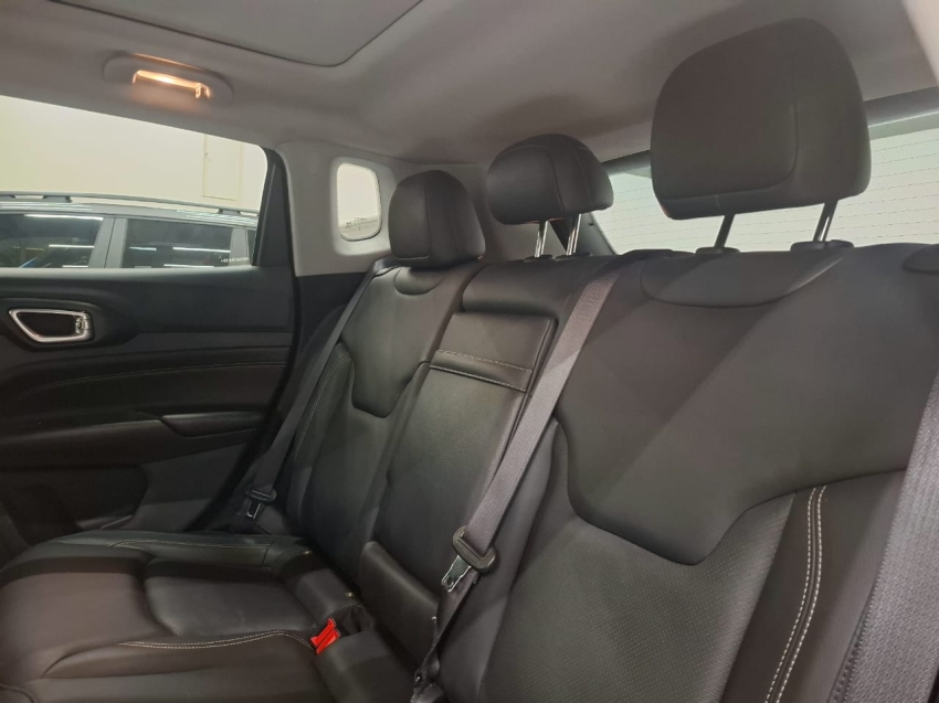 jeep compass 1.3 t270 turbo flex longitude at6 4p automatico 2024 jeep compass 1.3 t270 turbo flex longitude at6 4p automatico 2024