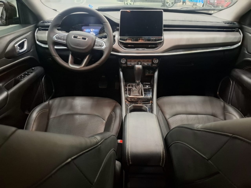 jeep compass 1.3 t270 turbo flex longitude at6 4p automatico 2024 jeep compass 1.3 t270 turbo flex longitude at6 4p automatico 2024
