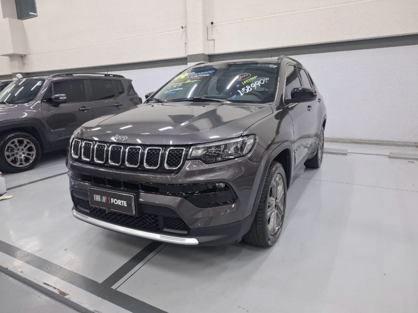 jeep compass 1.3 t270 turbo flex longitude at6 4p automatico 2024 jeep compass 1.3 t270 turbo flex longitude at6 4p automatico 2024