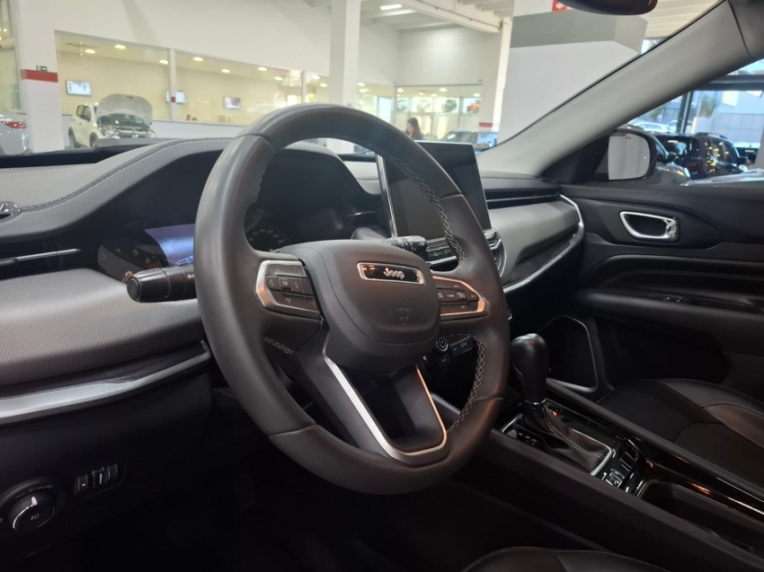 jeep compass 1.3 t270 turbo flex longitude at6 4p automatico 2023 jeep compass 1.3 t270 turbo flex longitude at6 4p automatico 2023