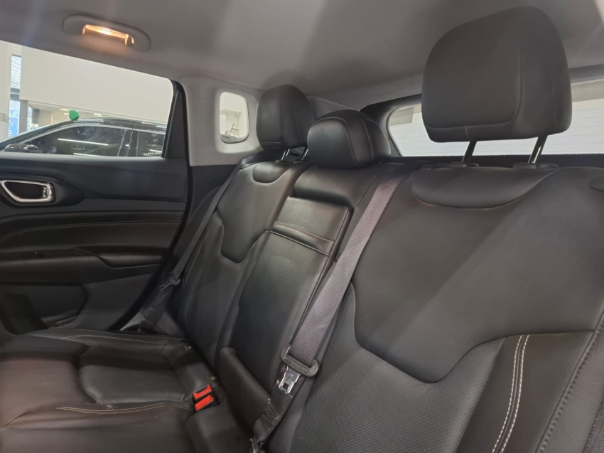 jeep compass 1.3 t270 turbo flex longitude at6 4p automatico 2023 jeep compass 1.3 t270 turbo flex longitude at6 4p automatico 2023