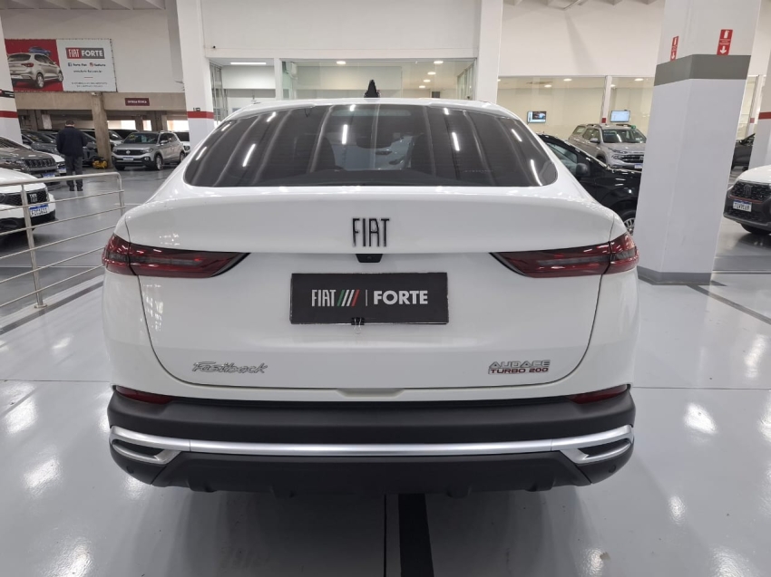 fiat fastback 1.0 turbo 200 flex audace cvt 4p automatico 2023 fiat fastback 1.0 turbo 200 flex audace cvt 4p automatico 2023
