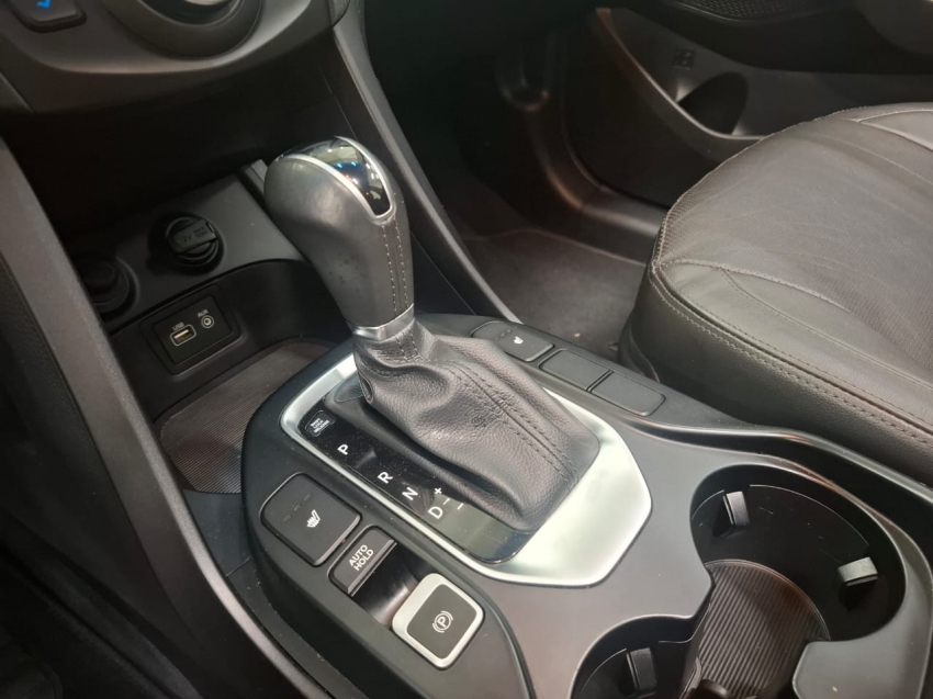 hyundai santa fe 3.3 mpfi 4x4 7 lugares v6 270cv gasolina 4p automatico 2018 hyundai santa fe 3.3 mpfi 4x4 7 lugares v6 270cv gasolina 4p automatico 2018