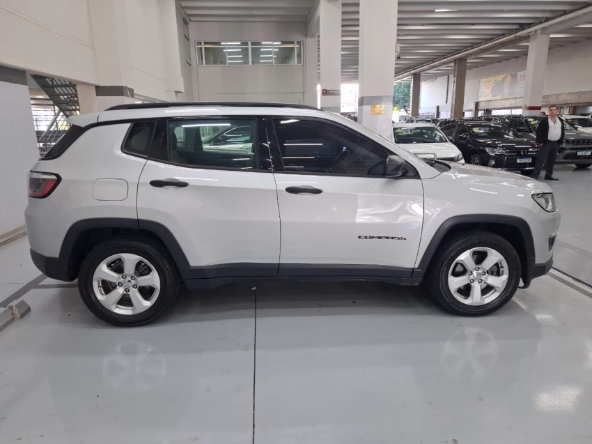 jeep compass 2.0 16v flex sport automatico 4p 2017 jeep compass 2.0 16v flex sport automatico 4p 2017