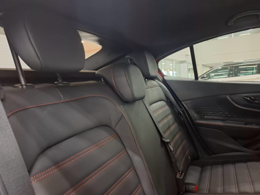 fiat fastback 1.3 turbo 270 flex abarth at6 4p automatico 2025 fiat fastback 1.3 turbo 270 flex abarth at6 4p automatico 2025