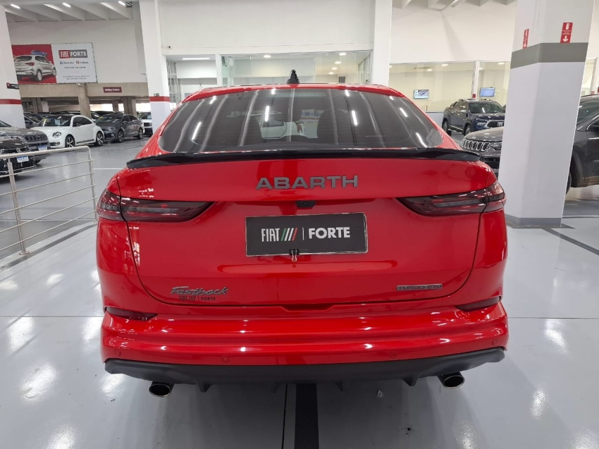 fiat fastback 1.3 turbo 270 flex abarth at6 4p automatico 2025 fiat fastback 1.3 turbo 270 flex abarth at6 4p automatico 2025
