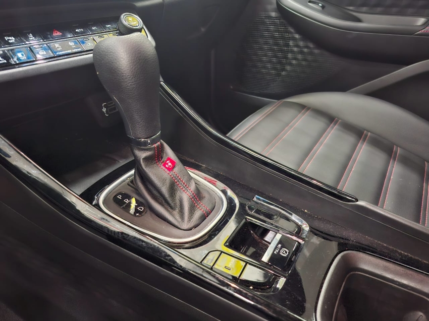 fiat fastback 1.3 turbo 270 flex abarth at6 4p automatico 2025 fiat fastback 1.3 turbo 270 flex abarth at6 4p automatico 2025