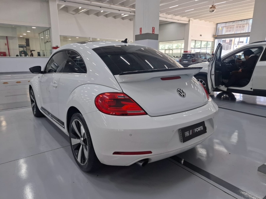 volkswagen fusca 2.0 tsi 16v gasolina 2p automatico 4p 2014 volkswagen fusca 2.0 tsi 16v gasolina 2p automatico 4p 2014
