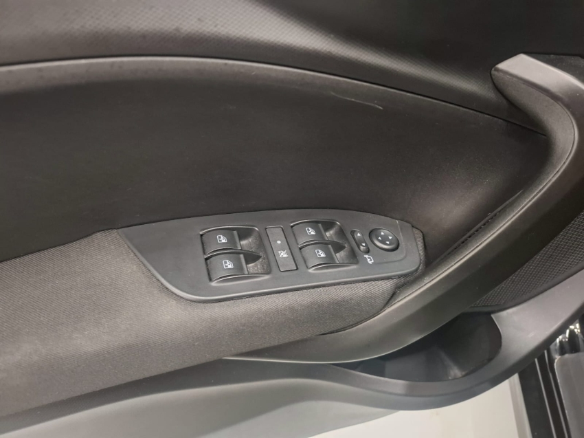 fiat cronos 1.3 firefly flex drive gsr 4p automatico 2019 fiat cronos 1.3 firefly flex drive gsr 4p automatico 2019