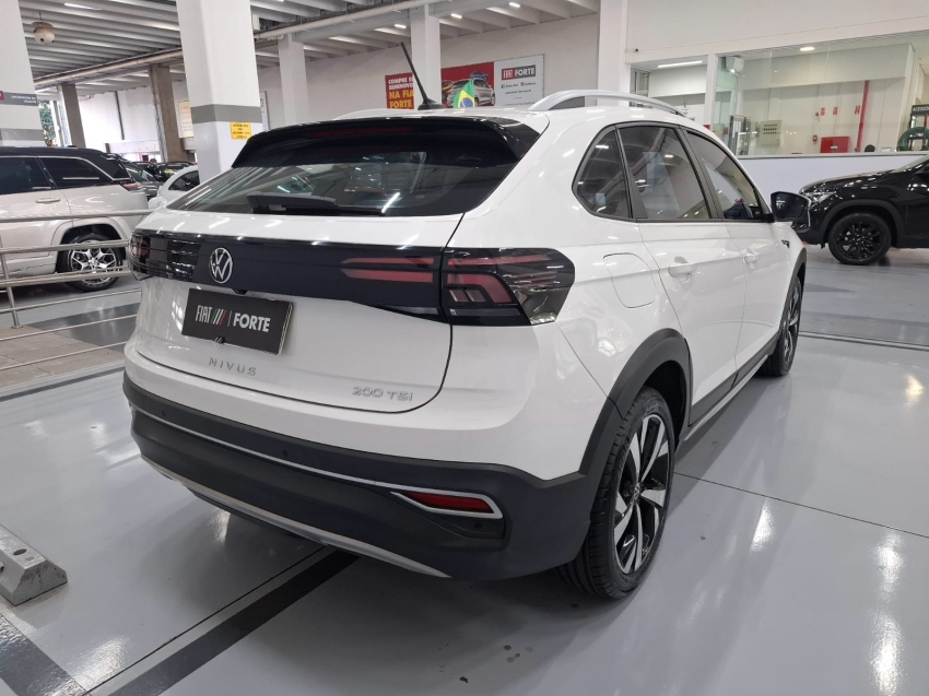 volkswagen nivus 1.0 200 tsi total flex highline automatico 4p 2021