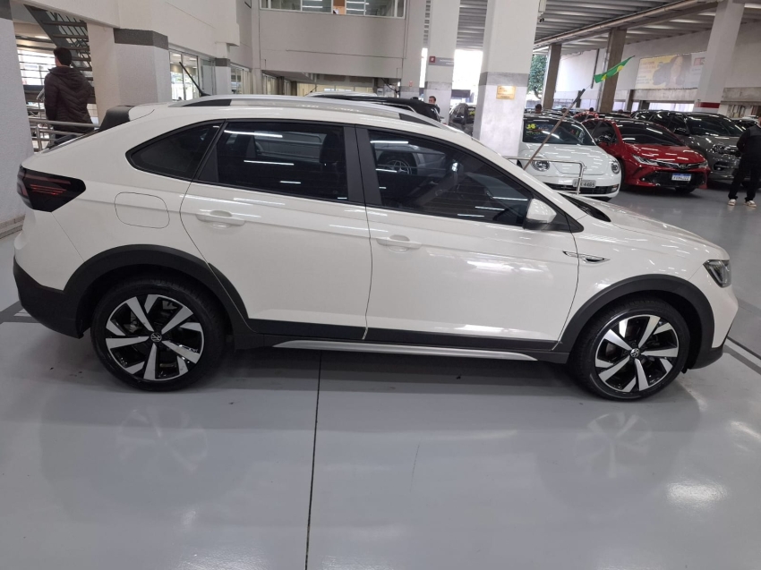 volkswagen nivus 1.0 200 tsi total flex highline automatico 4p 2021