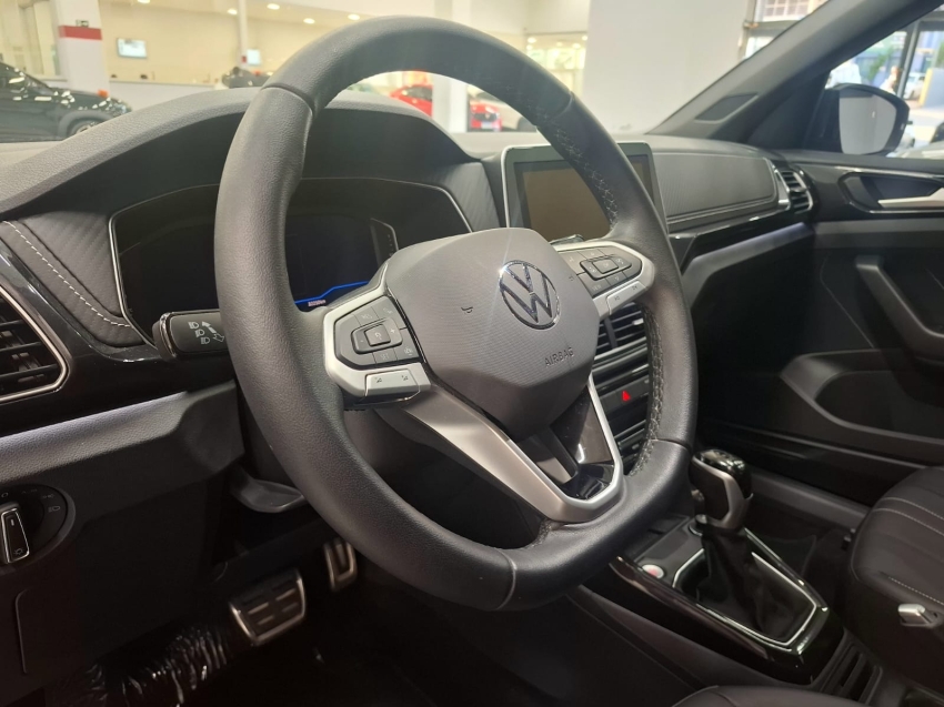 volkswagen t-cross 1.4 250 tsi total flex highline automatico 4p 2025 volkswagen t-cross 1.4 250 tsi total flex highline automatico 4p 2025