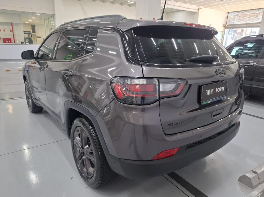 jeep compass 1.3 t270 turbo flex longitude at6 4p automatico 2022 jeep compass 1.3 t270 turbo flex longitude at6 4p automatico 2022