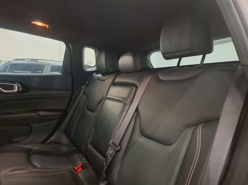 jeep compass 1.3 t270 turbo flex longitude at6 4p automatico 2022 jeep compass 1.3 t270 turbo flex longitude at6 4p automatico 2022