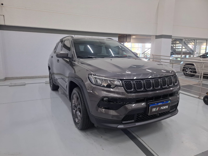 jeep compass 1.3 t270 turbo flex longitude at6 4p automatico 2022 jeep compass 1.3 t270 turbo flex longitude at6 4p automatico 2022