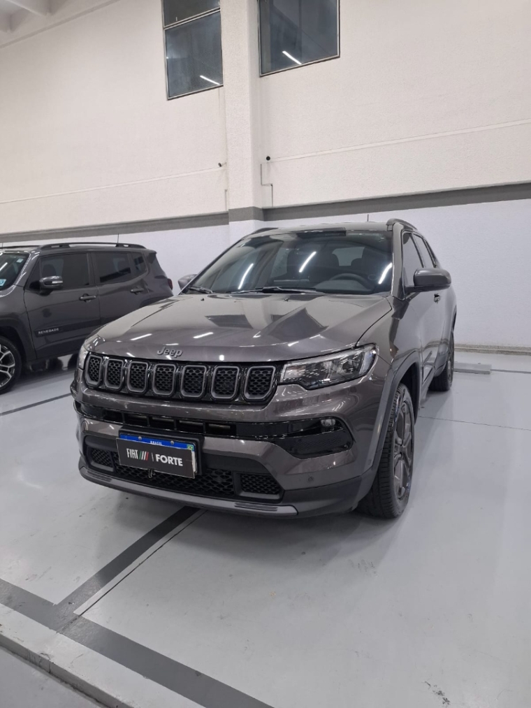 jeep compass 1.3 t270 turbo flex longitude at6 4p automatico 2022 jeep compass 1.3 t270 turbo flex longitude at6 4p automatico 2022