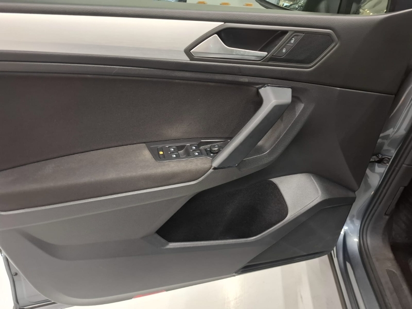 volkswagen tiguan 1.4 250 tsi total flex allspace tiptronic 4p manual 2019 volkswagen tiguan 1.4 250 tsi total flex allspace tiptronic 4p manual 2019